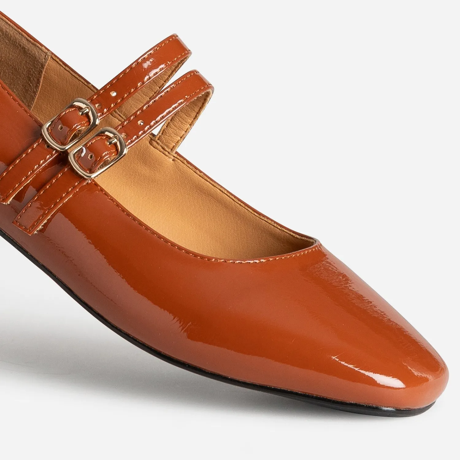 Eram Ballerines^Babies verni fines brides COGNAC
