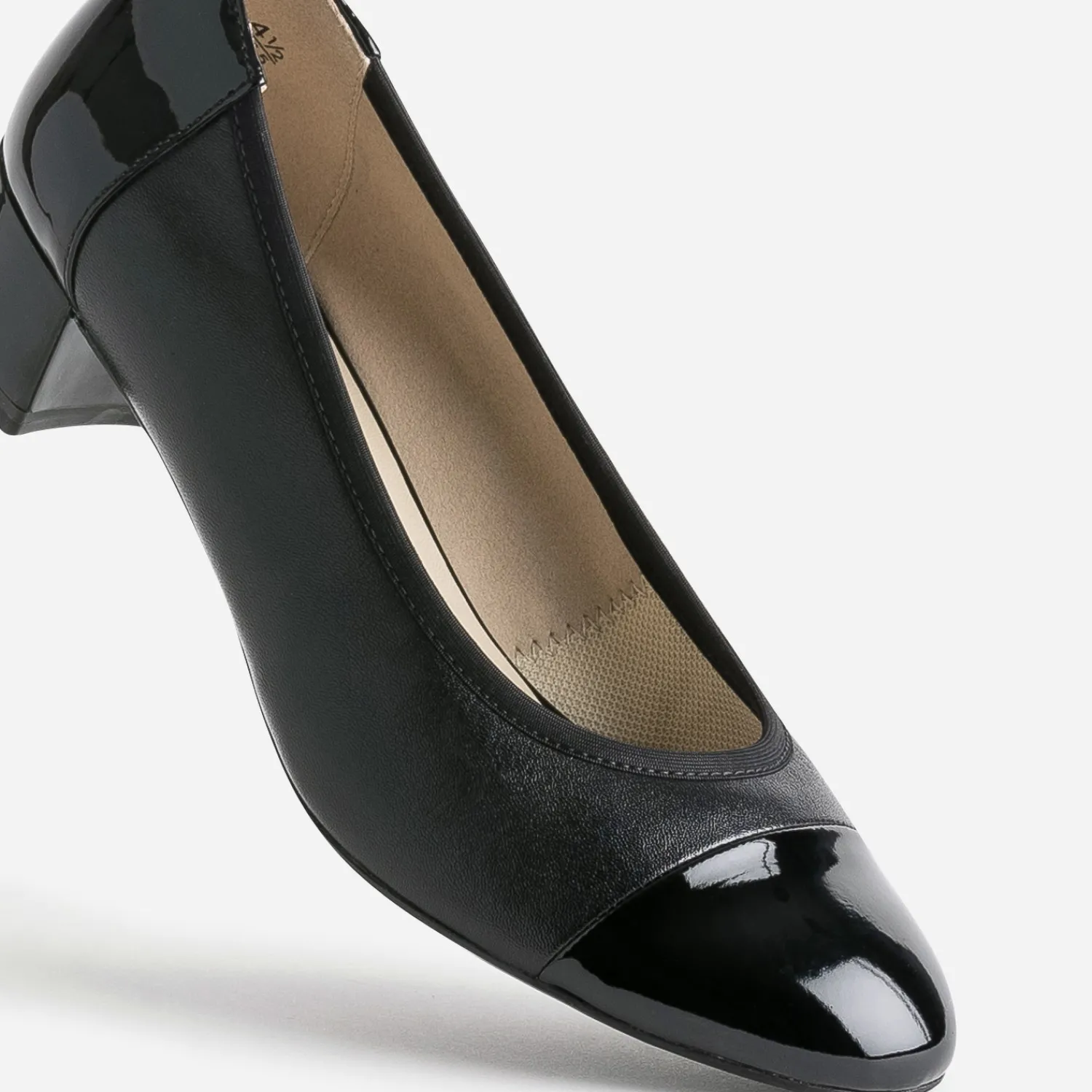 Caprice Escarpins|Ballerines^Ballerine cuir bout et talon vernis NOIR