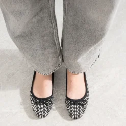 Eram Ballerines^Ballerine noire décor strass METALISE