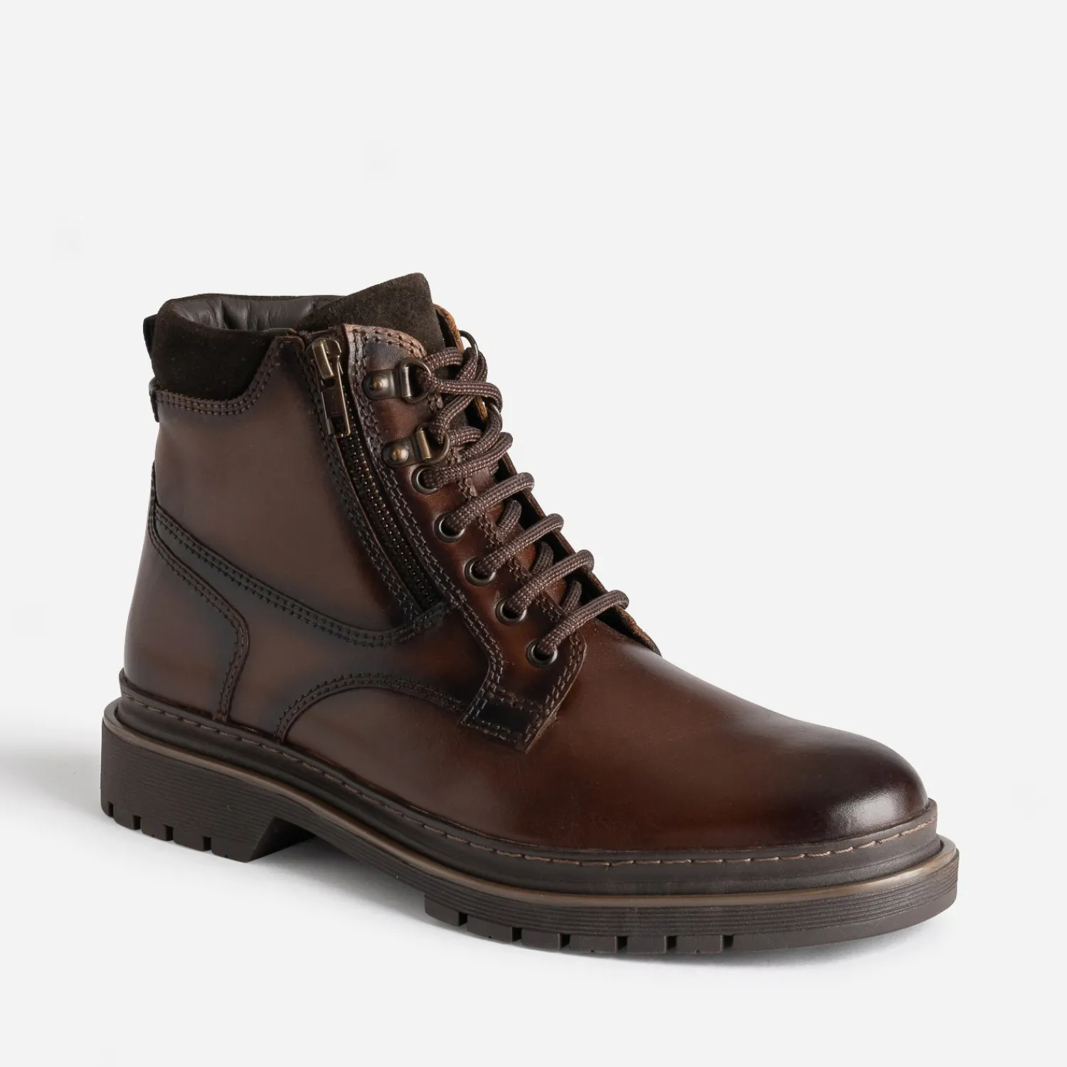 Eram Boots^Boots à lacet marron en cuir semelle crantée COGNAC