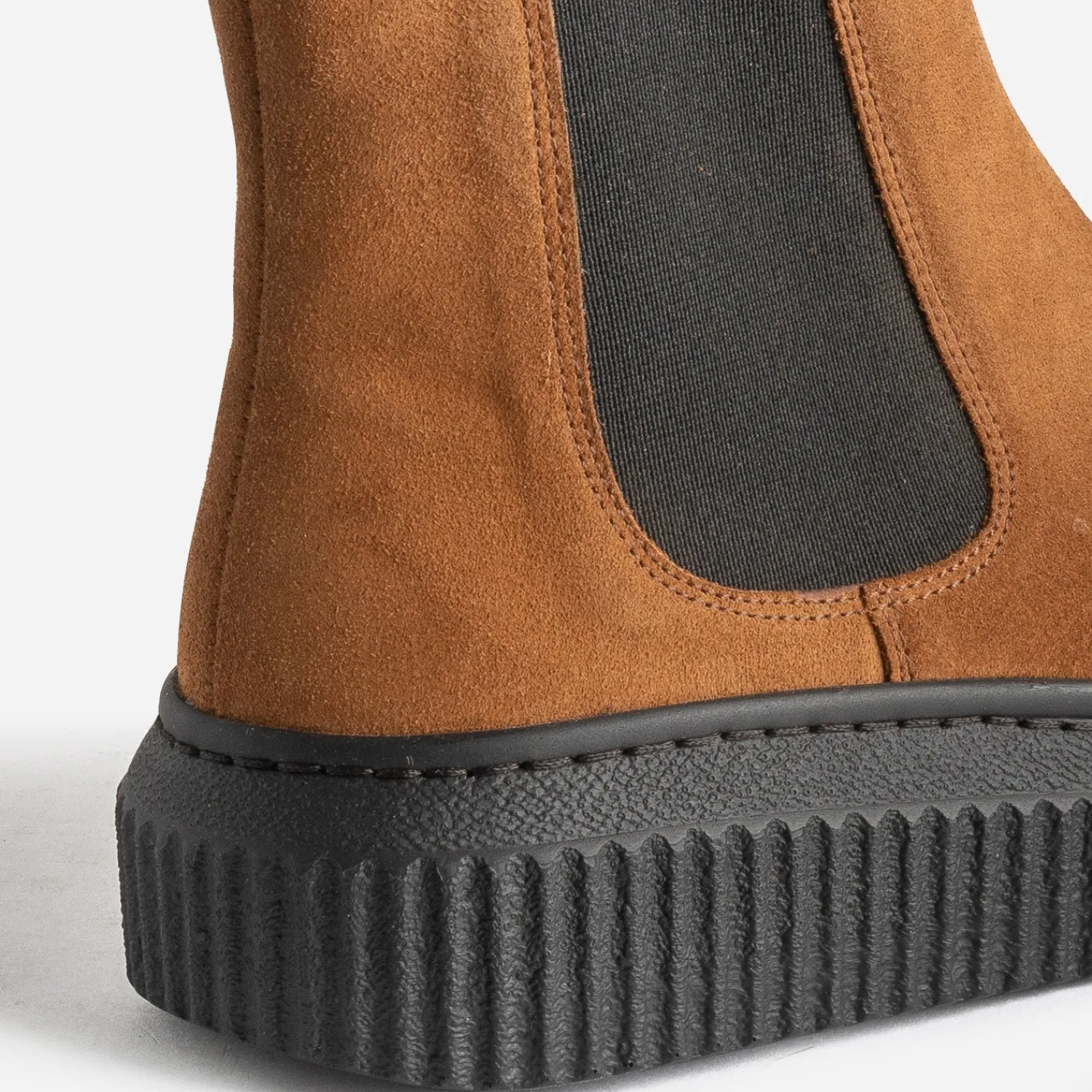 Eram Boots^Boots en cuir velours à plateforme CAMEL