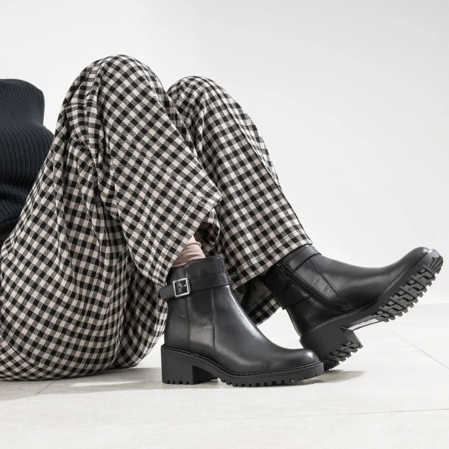 Eram Boots^Boots éco-conçu cuir à semelle crantée NOIR