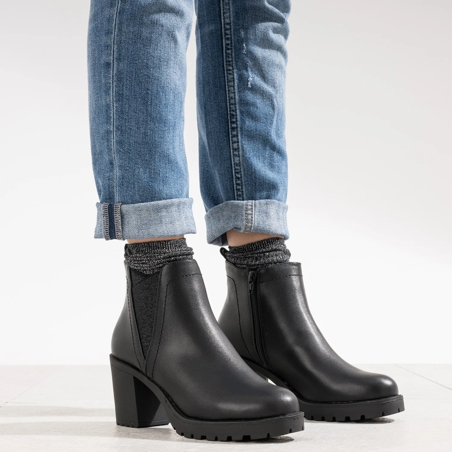 Texto Boots^Boots NOIR