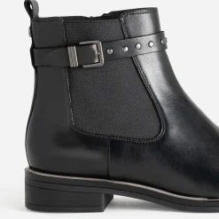 Caprice Boots^Chelsea boots en cuir bride cloutée NOIR