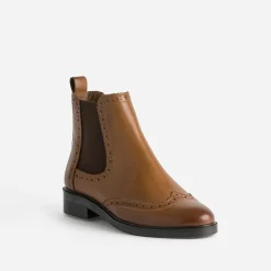 Eram Boots^Chelsea boots cuir détails perforés COGNAC