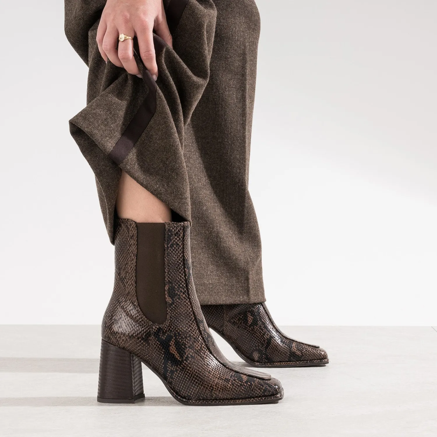 Eram Boots^Chelsea boots imprimé effet python MARRON