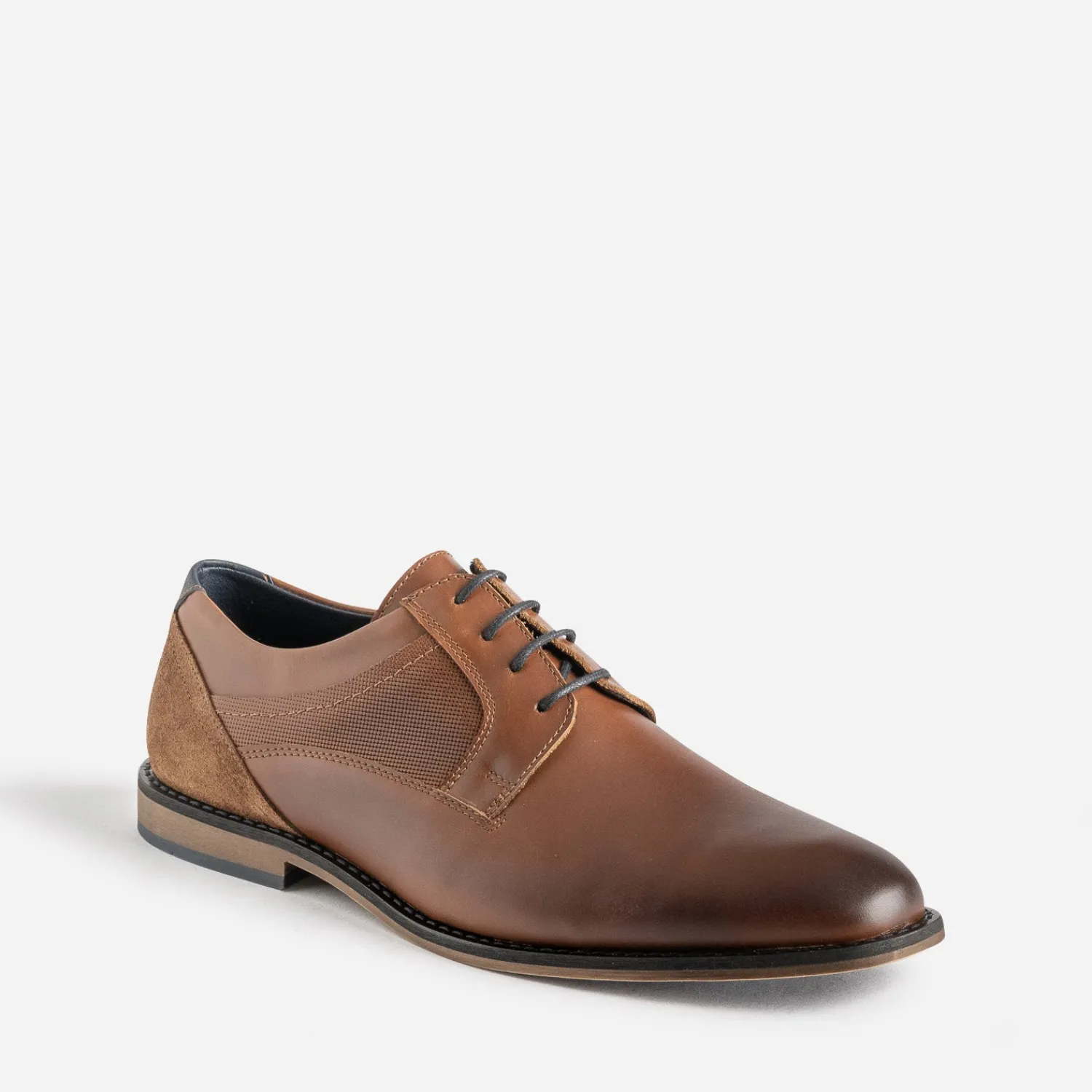 Eram Chaussures De Ville^Derby éco-conçu cuir lacet marine COGNAC