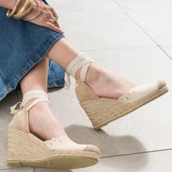 Eram Sandales^Espadrille compensée écrue toile brodée BEIGE