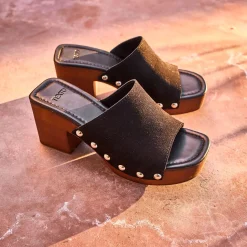 Texto Mules/Tongs|Sandales^Mule à talon e en cuir velours NOIR