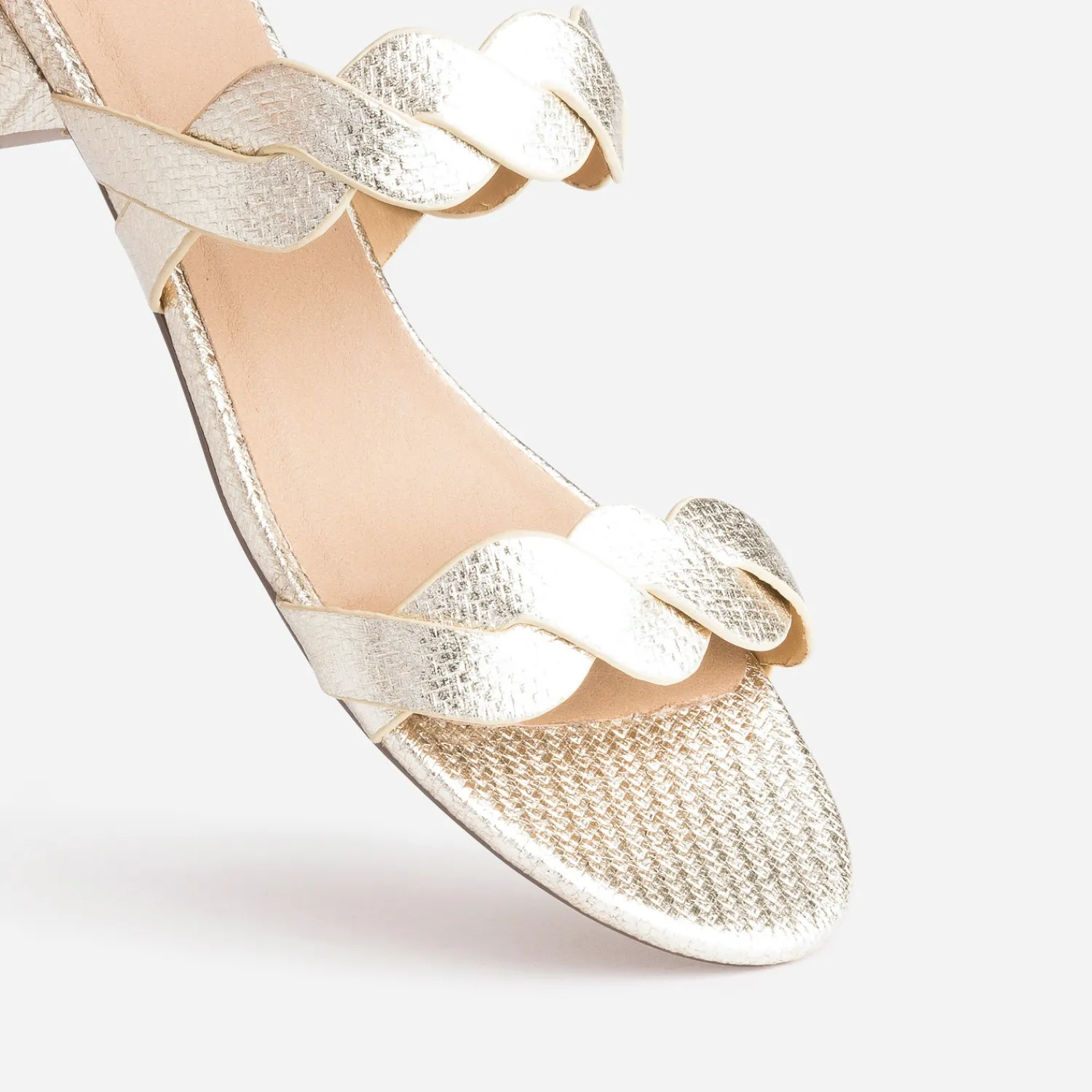 Eram Mules/Tongs|Sandales^Mule dée à brides entrelacées OR