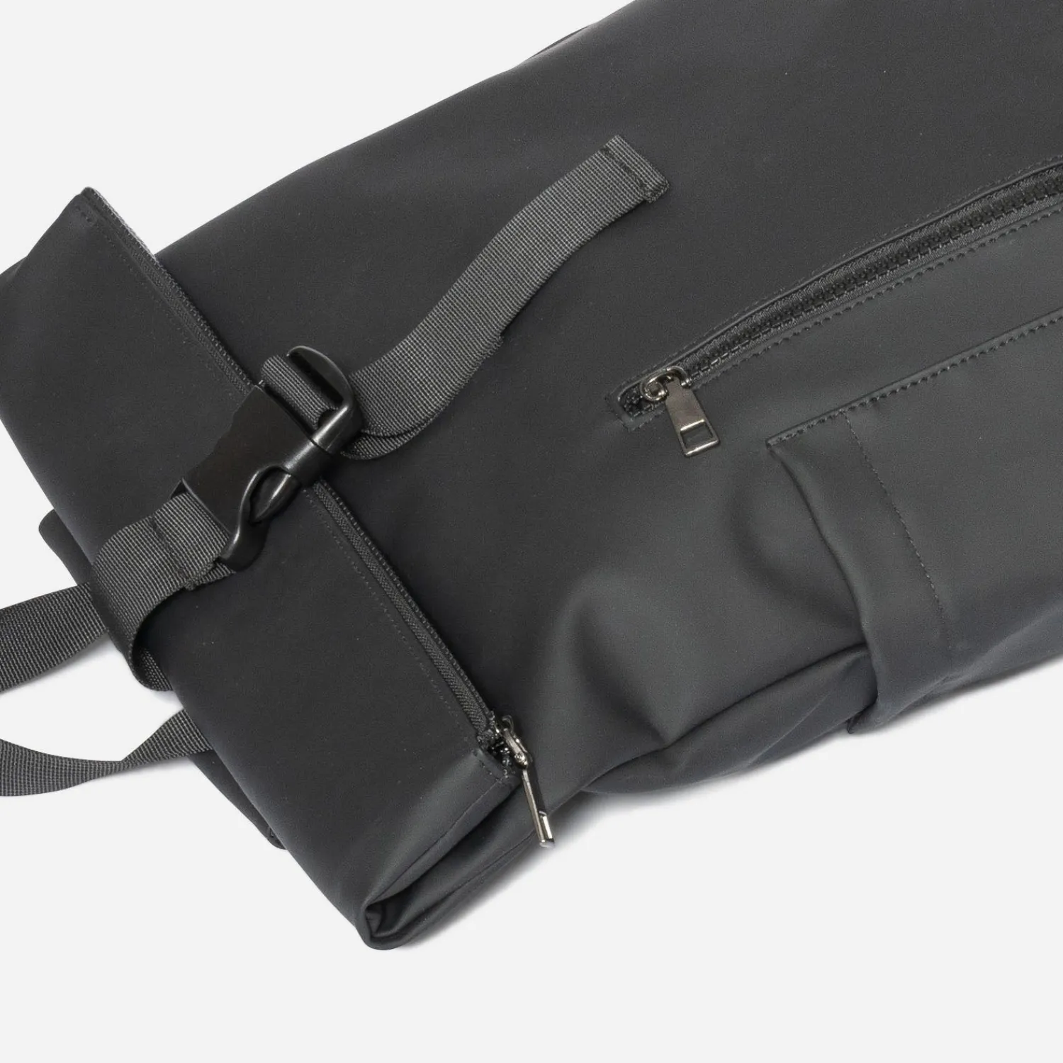 Eram Sacs|Sacs & Besaces^Sac à dos enduit mat NOIR