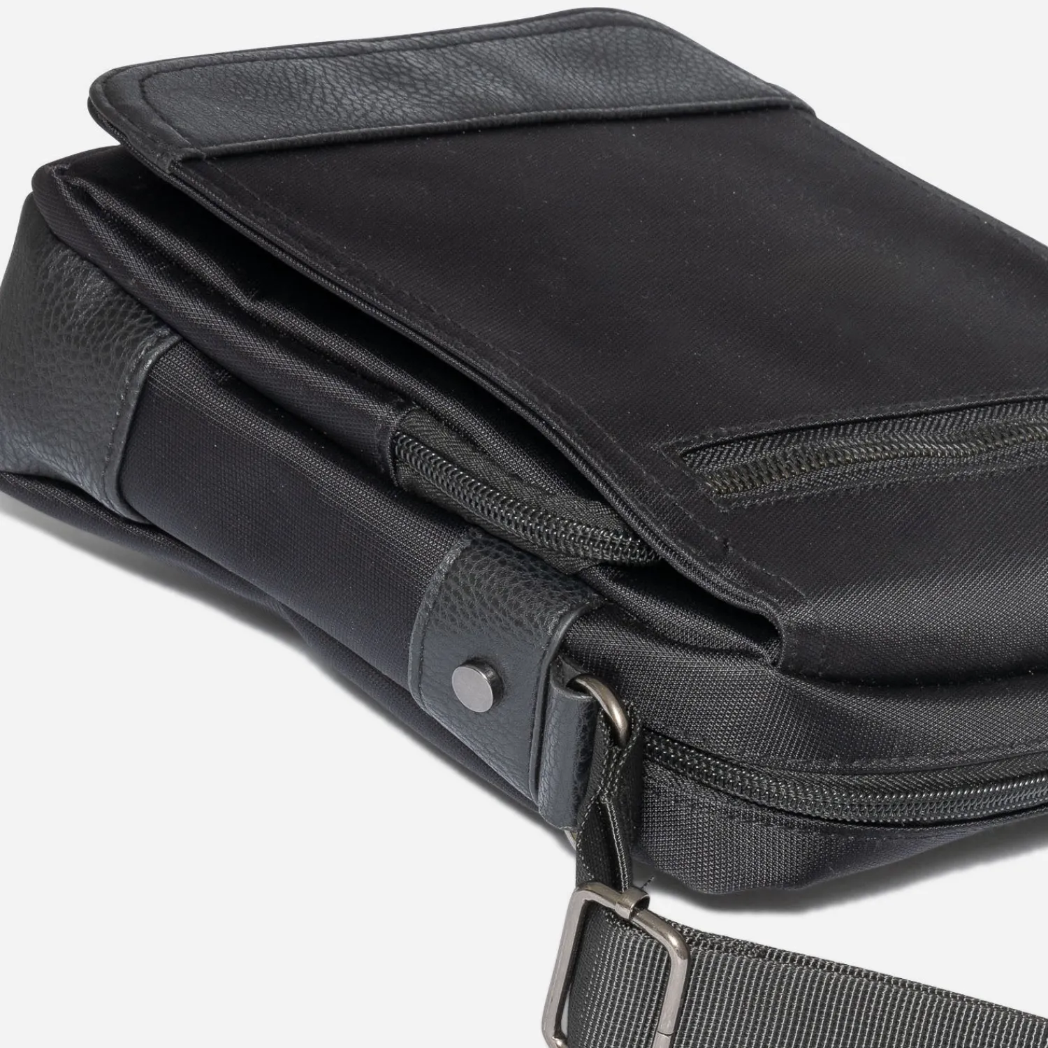 Eram Sacs|Sacs & Besaces^Sac bandoulière homme NOIR