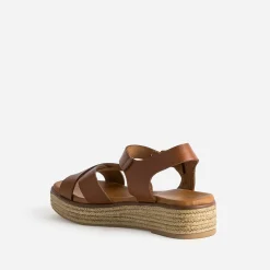 Eram Sandales^Sandale compensée en cuir éco-conçu COGNAC