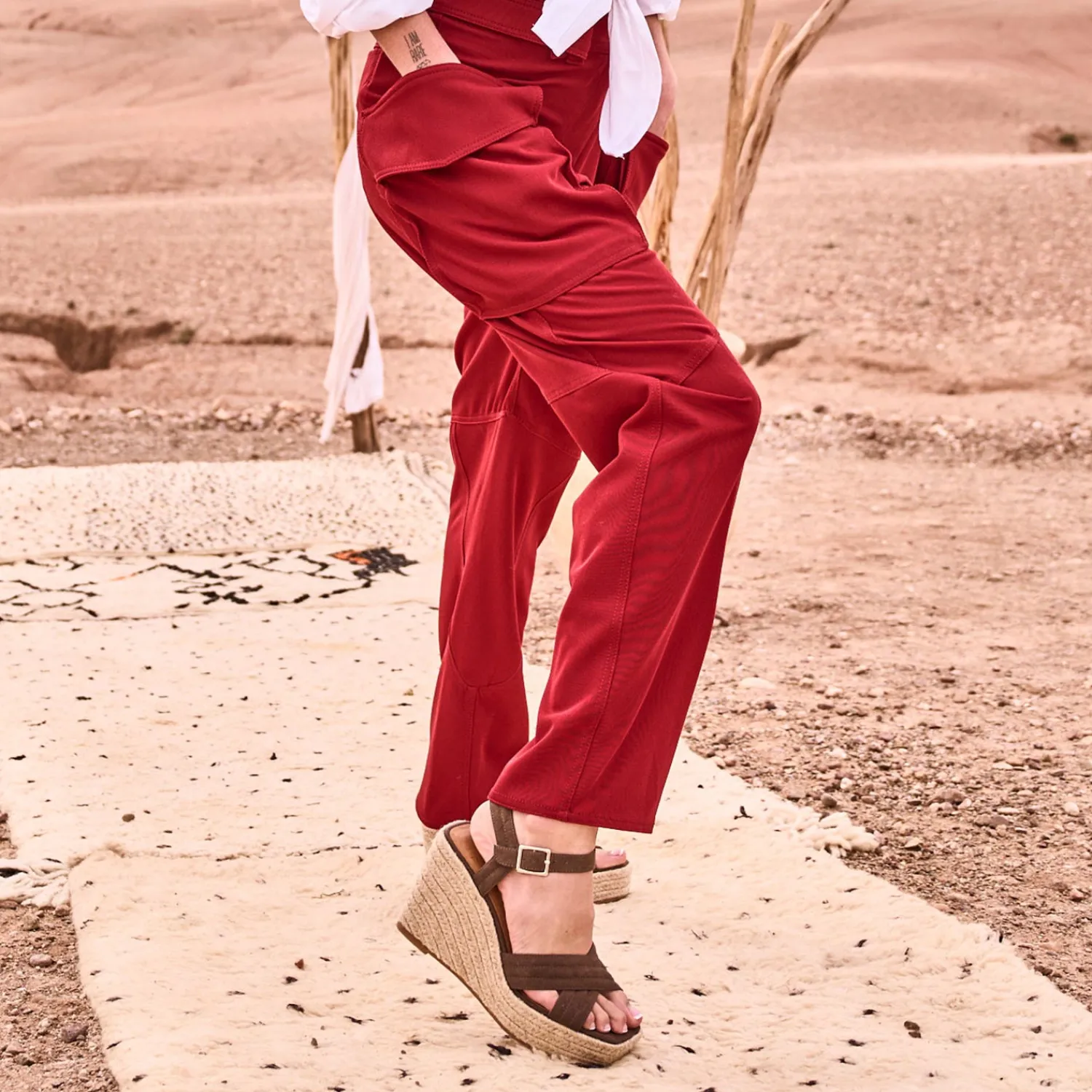 Texto Espadrilles|Sandales^Sandale compensée suédée KAKI