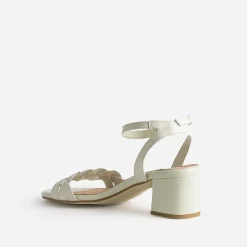 Eram Sandales^Sandale en cuir blanc cassé ECRU