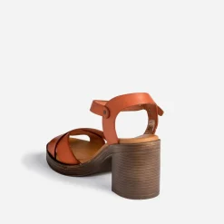 Eram Sandales^Sandale foncé éco-conçue en cuir ORANGE