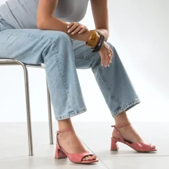 Eram Sandales^Sandale cuir verni décolleté carré ROSE