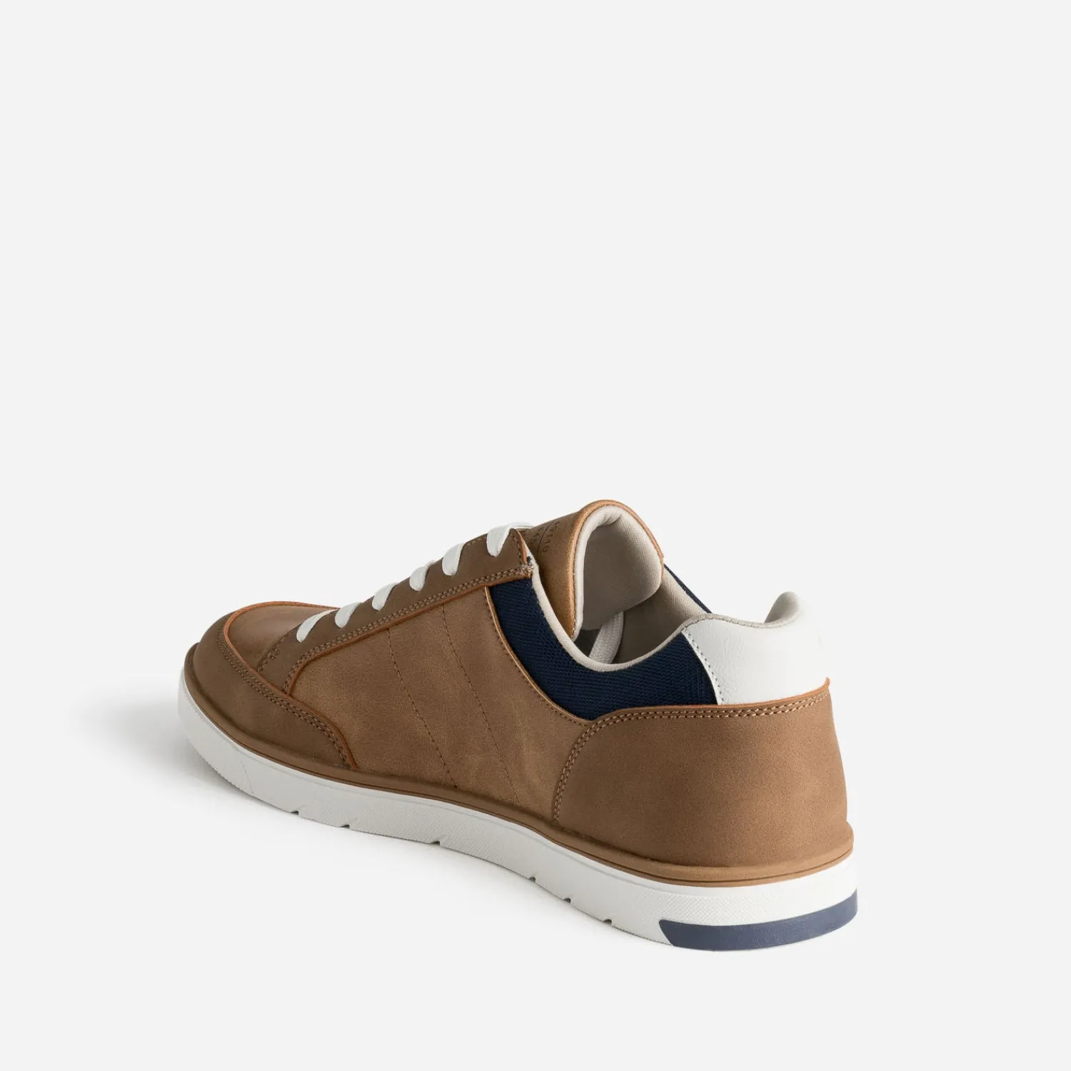 Eram Baskets/Tennis^Tennis et bleu marine CAMEL
