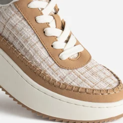 Eram Baskets^Tennis Dad shoes beige textile carreaux CAMEL